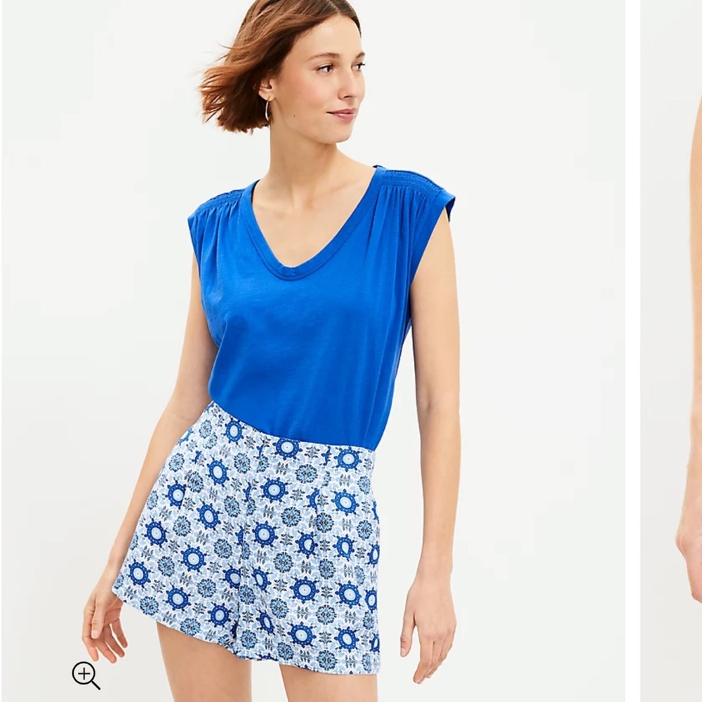 LOFT Pleated Tiled Pull On Shorts